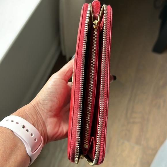 Prada Red Saffiano Long Zipper Wallet EUC - Picture 8 of 15